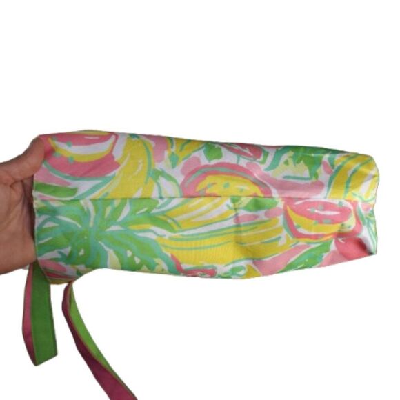 LILLY PULITZER/ESTEE LAUDER Tote, 16x14x4, Pink, green, yellow, No closures - Picture 4 of 10